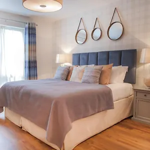 Bed & Breakfast Henge House, Bluestone, Bath